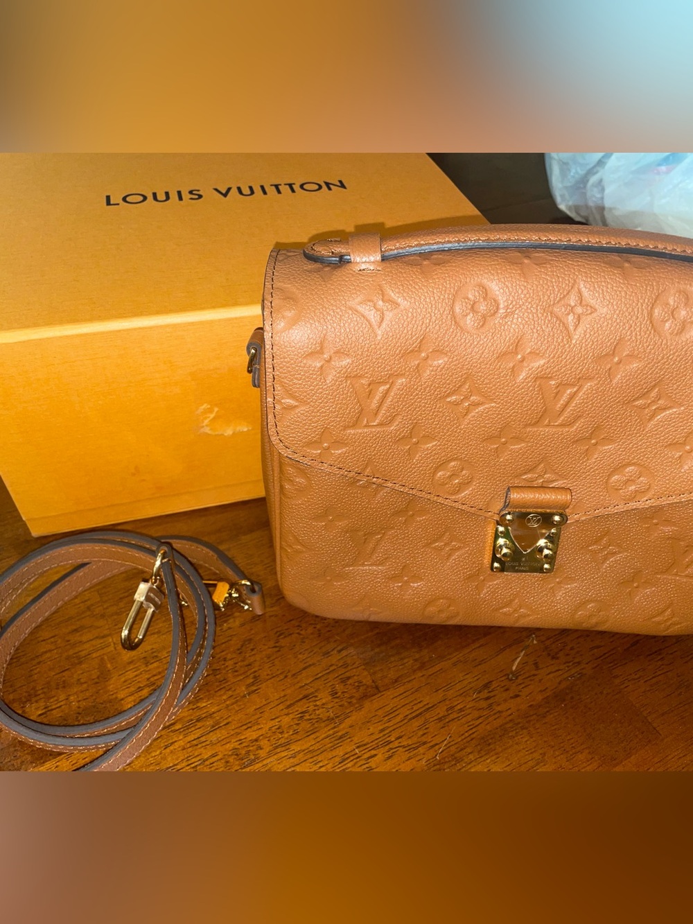 New Rare Cognac Louis Vuitton Pochette Métis Empreinte Crossbody Shoulder Bag